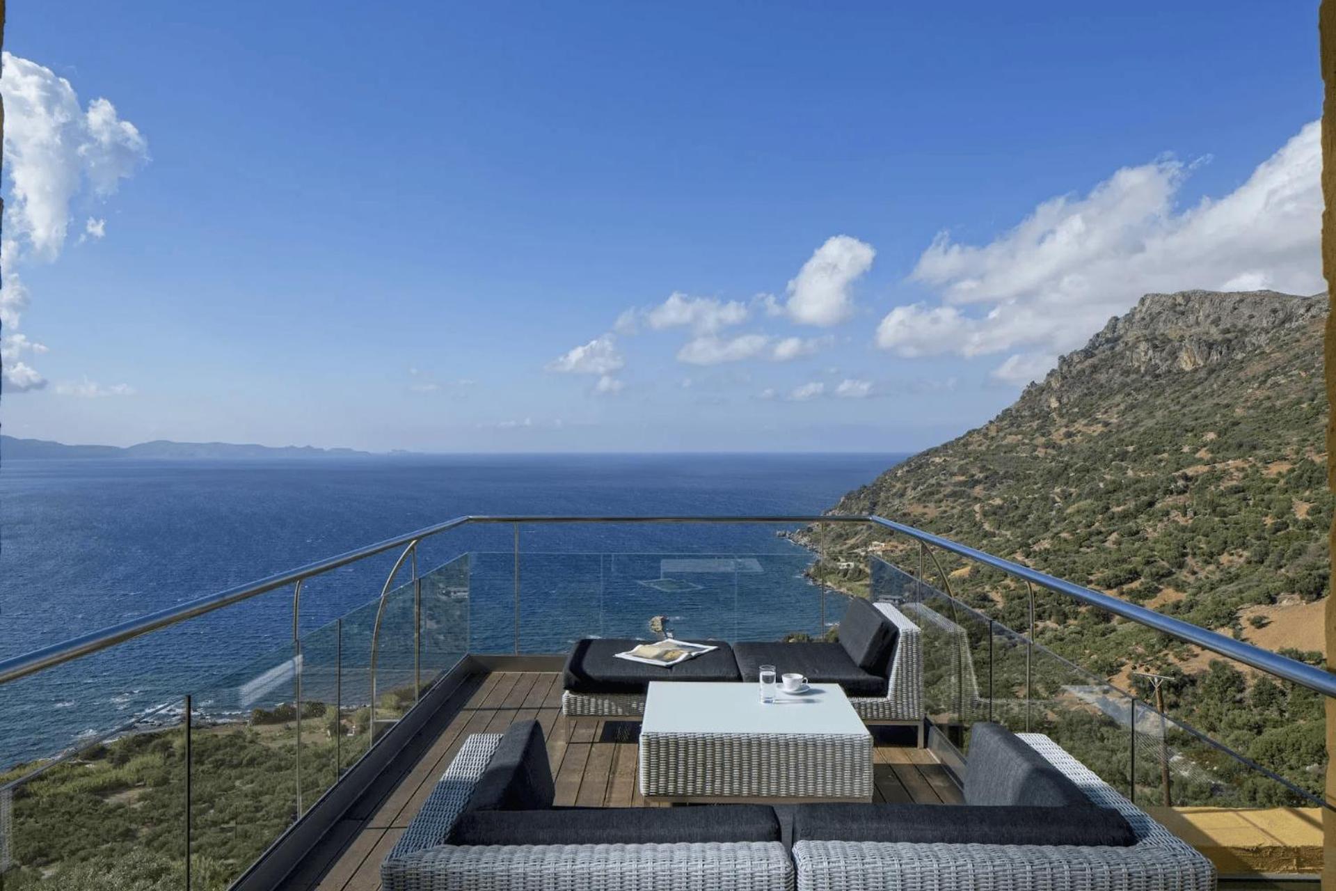 Beachfront Ravdoucha Epavlis Eleni Villa - Pool, Hot Tub, Gym, Sauna, Private Parking, Wifi La Canée Extérieur photo
